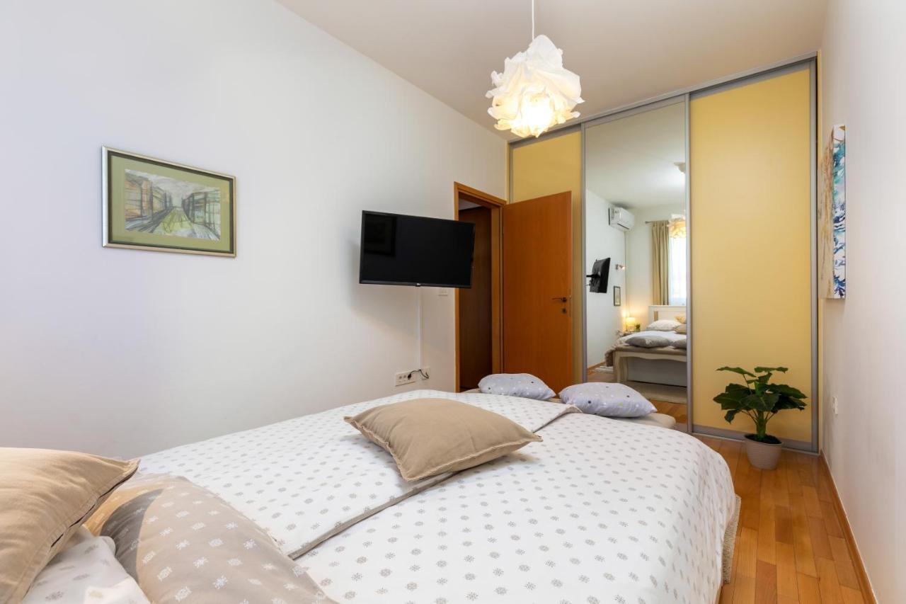 Apartamento Duplex + Garage Rovinj Exterior foto