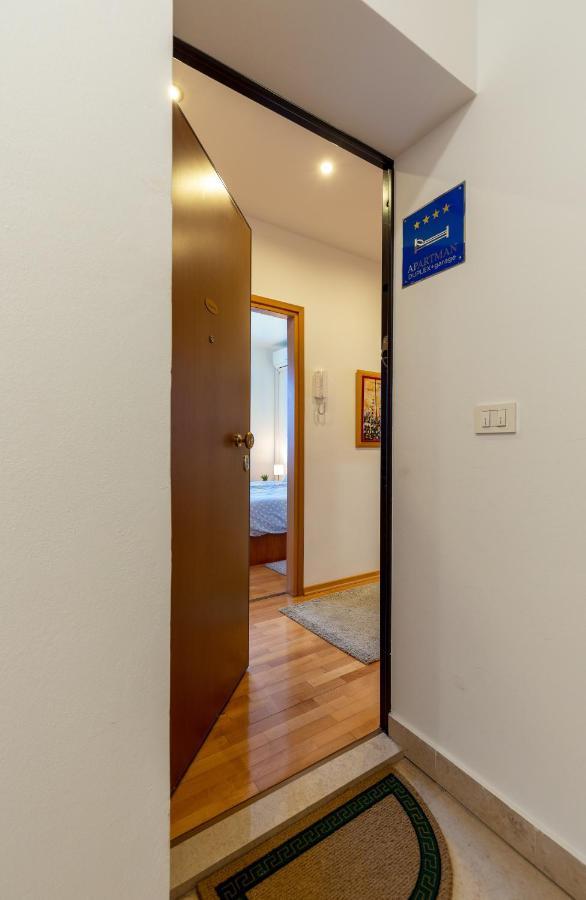 Apartamento Duplex + Garage Rovinj Exterior foto